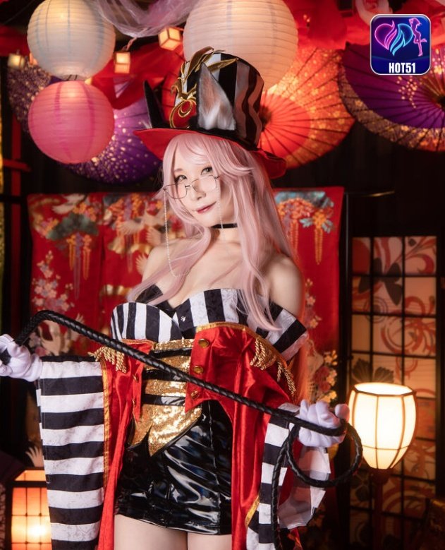 Atsuki on hot51 