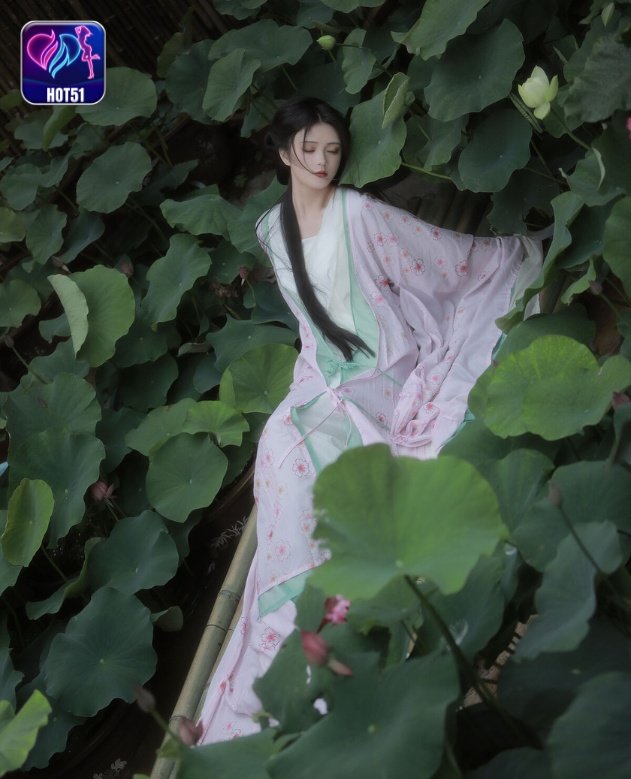 Wu Sui Sui on hot51 