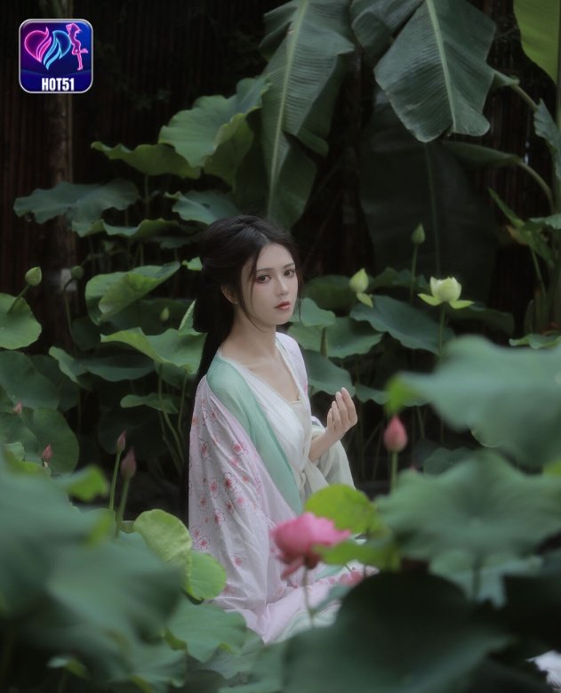 Wu Sui Sui on hot51 